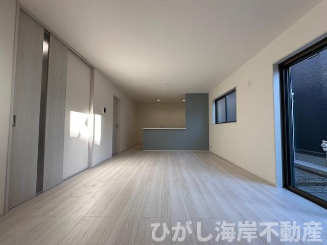 藤沢市辻堂東海岸2丁目　 新築戸建 　全2棟のダイニング|18帖　LDK
