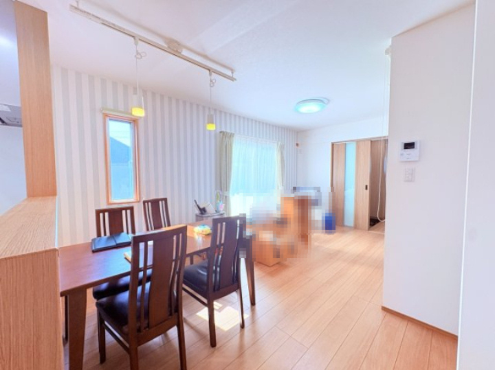 中古戸建)八女市宅間田の居間・リビング