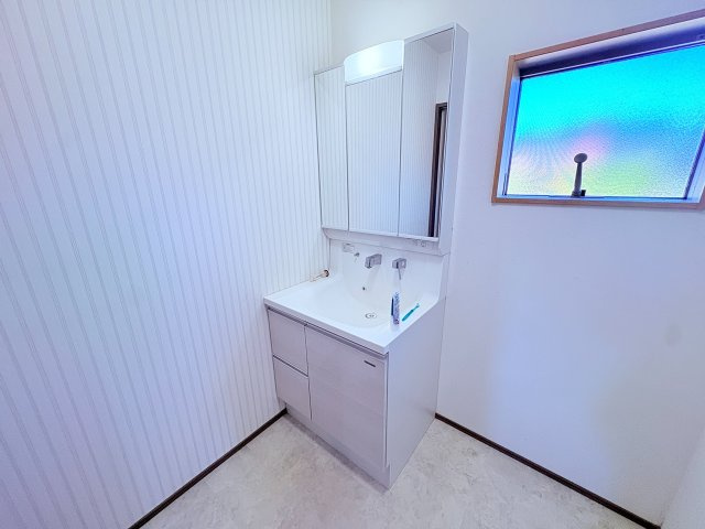 中古戸建)八女市宅間田の独立洗面台