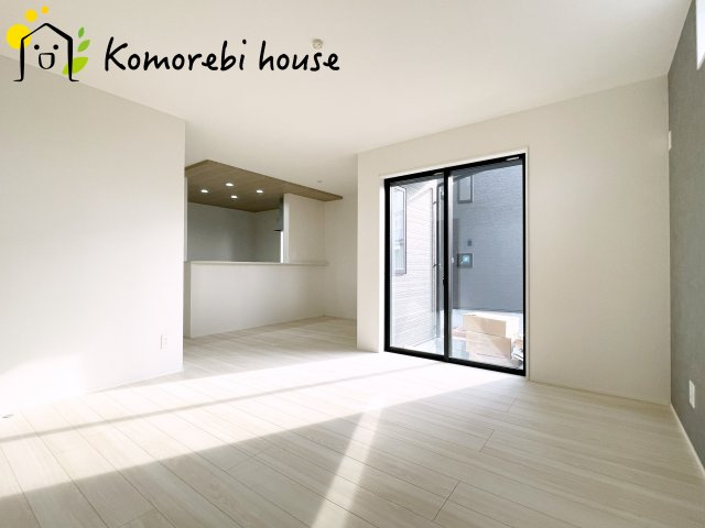 上尾市上　29期　新築一戸建て　グラファーレ　01の玄関|落ち着いた玄関です