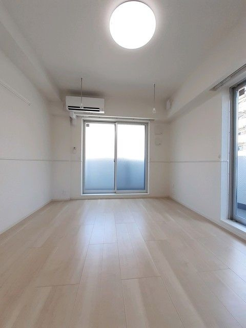 メゾン　ド　ルビアンの居間・リビング