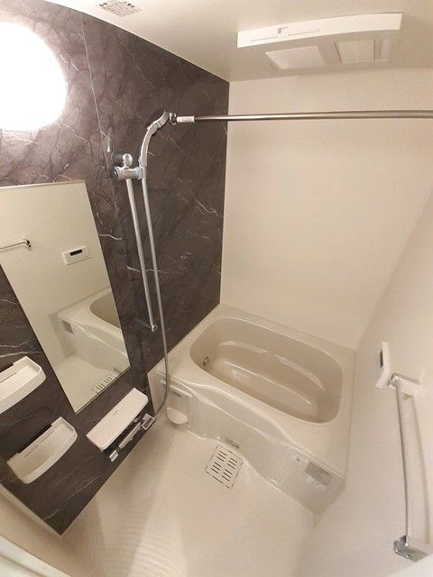 メゾン　ド　ルビアンの浴室