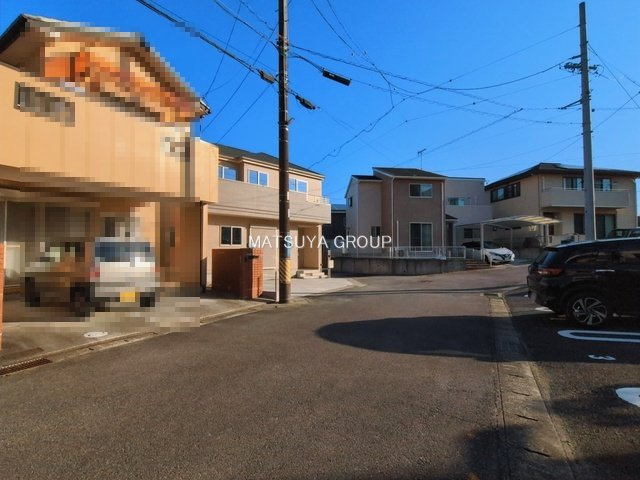 【前面道路含む現地写真】の画像