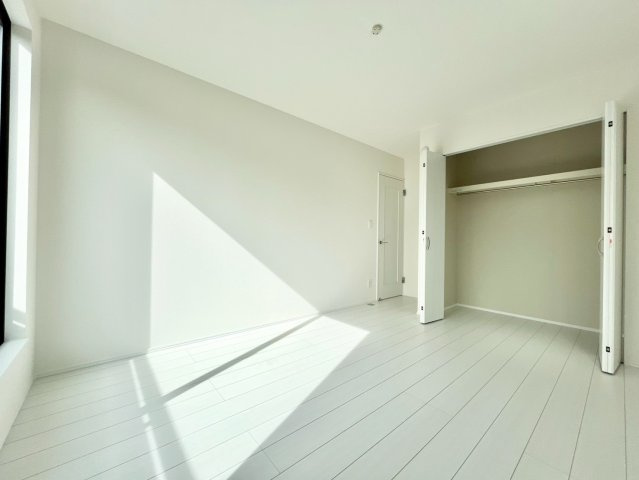 堺市南区高倉台　新築一戸建ての収納