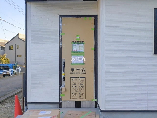 【新築分譲住宅】富士見市渡戸13期の玄関