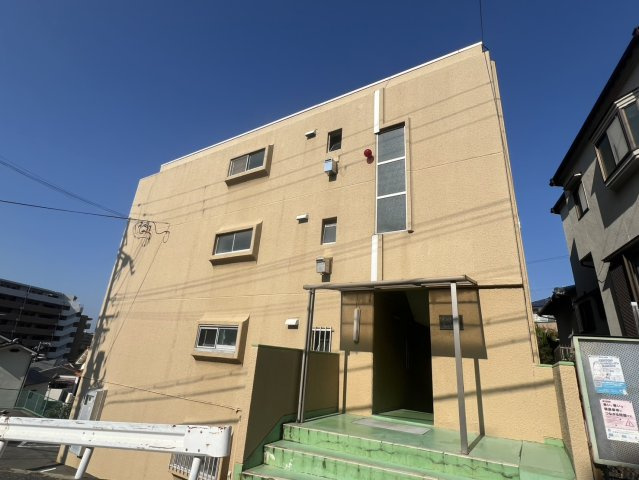 セントラルマンションの外観