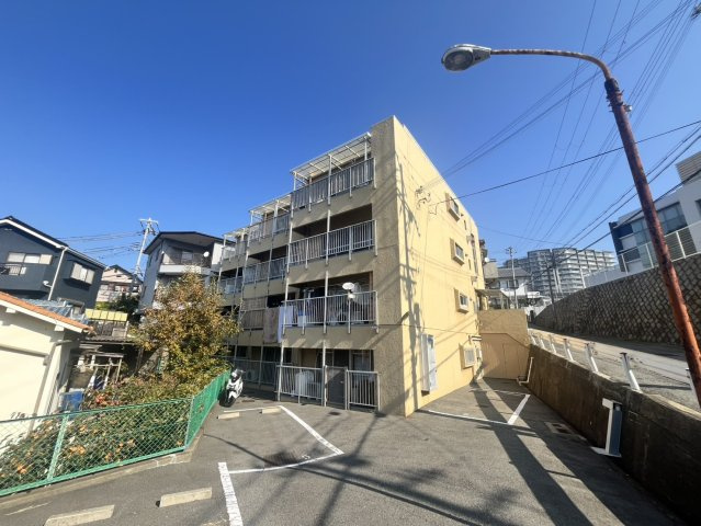 セントラルマンションの外観