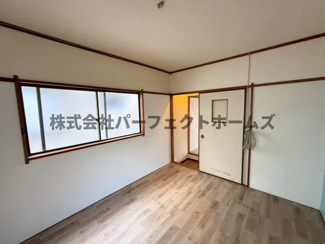 下神田町テラスハウス　賃貸の洋室|落ち着いた色調の洋室です