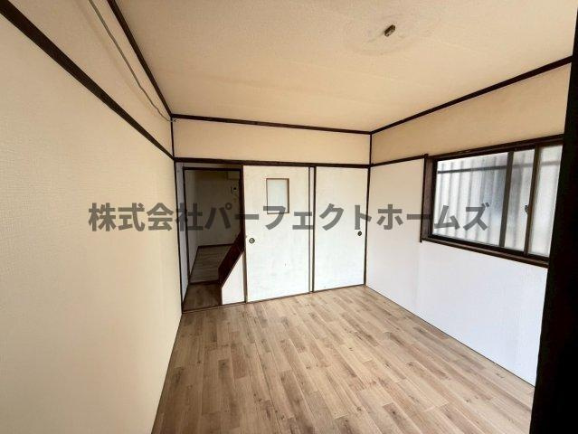 下神田町テラスハウス　賃貸の居間・リビング