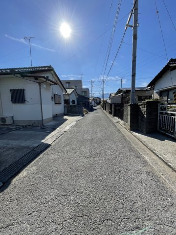 東雲町2丁目　売土地の前面道路含む現地写真