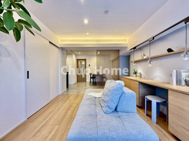 藤和門前仲町コープの居間・リビング|【居間・リビング】「ＬＤＫは家族団らんをデザイン」広いＬＤＫでは家族が集まり一緒の時間を過ごせる工夫がされております。何気ない一日の当たり前のひとコマがいつか一生の宝物になります