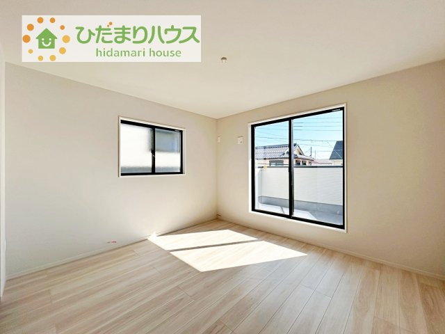 【寝室】 | 我孫子市青山2期　新築戸建　2号棟 | 広めの主寝室は、ベッドの他にもパソコンデスクやドレッサーなども置けちゃいます(*^-^*)