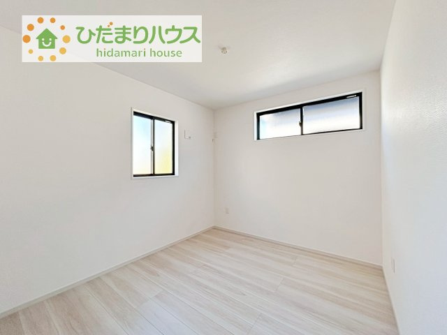 【洋室】 | 我孫子市青山2期　新築戸建　2号棟 | 木の温もりがやさしいフローリング♪