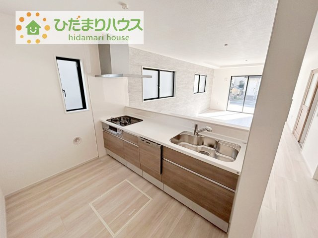 【キッチン】 | 我孫子市青山2期　新築戸建　2号棟 | 料理をしながらでも、ご家族との会話を楽しめる対面式キッチン♪