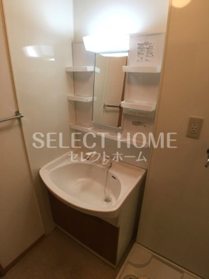 【独立洗面台】 | シャルム大久保 | 使いやすい独立洗面台です