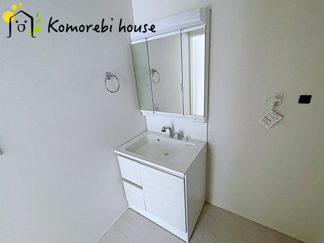 上尾市上　29期　新築一戸建て　グラファーレ　02の独立洗面台|26.2.26　撮影済み