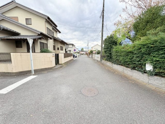 【前面道路含む現地写真】