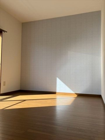 大字田吉の洋室