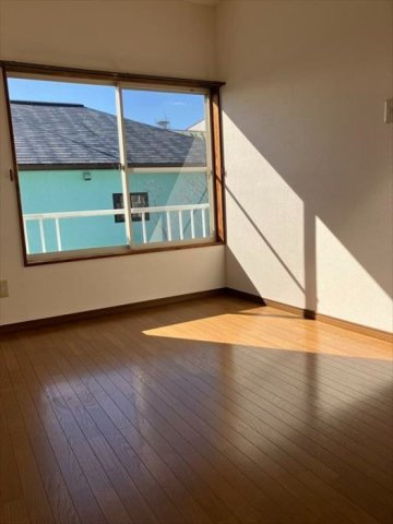 大字田吉の洋室