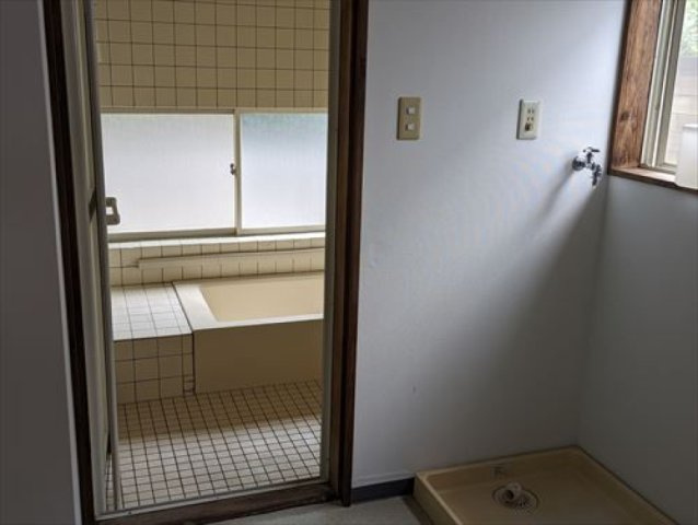 大字田吉の浴室