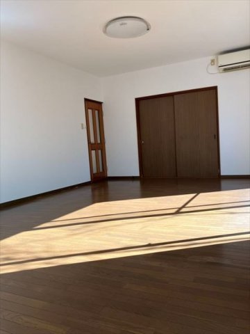 大字田吉の居間・リビング