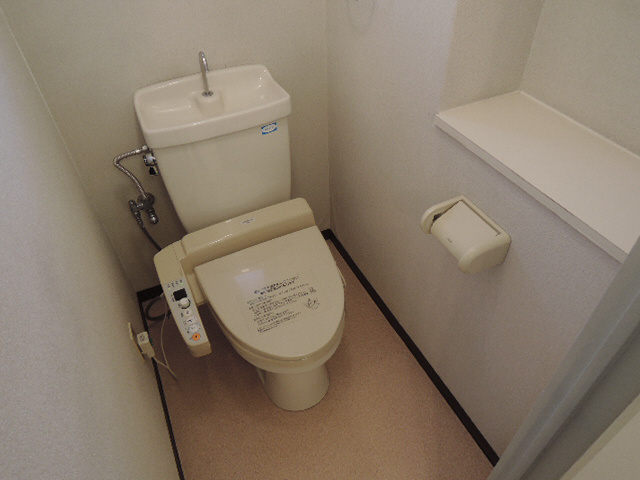 姫路市栗山町の賃貸マンションのトイレ