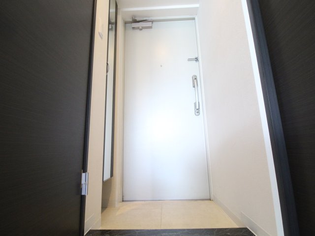 ペリドット長居公園の玄関|ゆったりとした玄関です