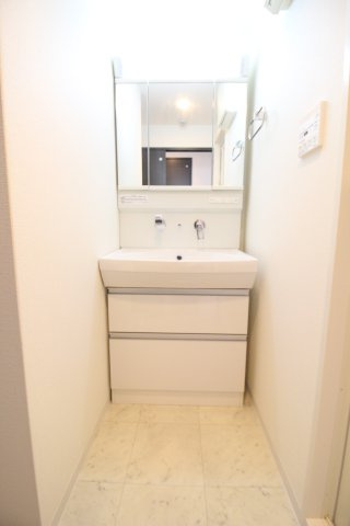 ペリドット長居公園の洗面所|使いやすい洗面所です