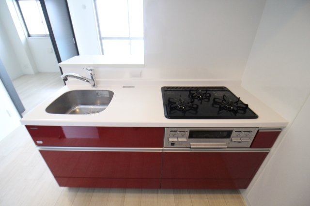 ペリドット長居公園のキッチン|お料理しやすいキッチンです