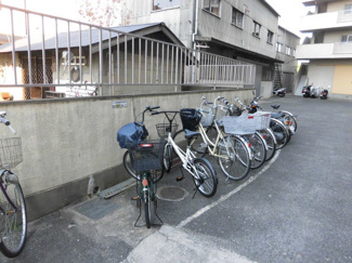 【その他共用部分】 | 建物の駐輪スペースです