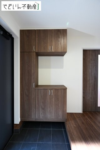 【玄関】 | Livele Garden.S深谷市上柴町西第3　新築住宅 | 現地(2026年2月撮影)