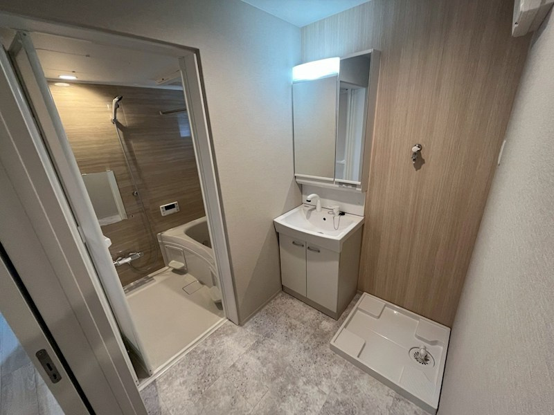 ブロンテ相生の独立洗面台