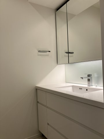 【独立洗面台】 | WORLD TOWER RESIDENCE