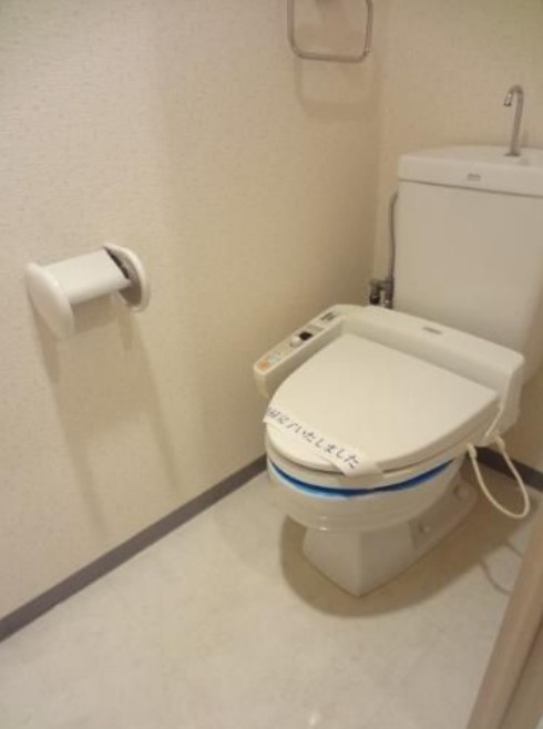 メゾン・ド・ヴィレ日本橋中洲のトイレ