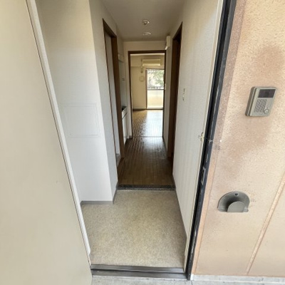 【玄関】 | ヴァヤーシェ