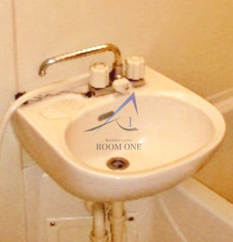 グリーンフォレストの洗面所|洗面台です。