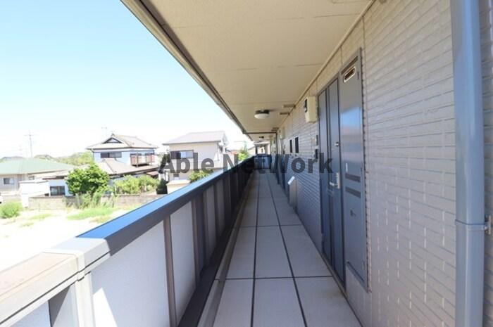 サンク・ソレイユのエントランス|エントランス部分