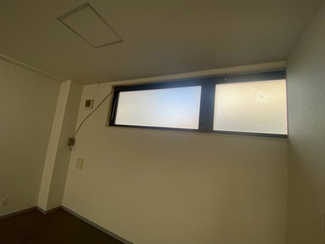 サンハイム原木中山の内装