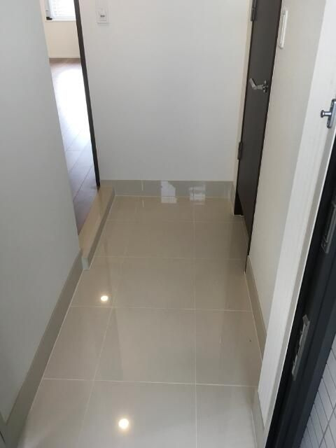 メインステージ元浅草Ⅲの玄関