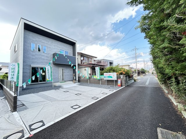 【クライン】宇都宮市宮原 第1期の外観|○最終１邸【3LDK+WIC】
東武宇都宮線「南宇都宮」駅徒歩5分♪宮の原小学校徒歩3分♪
コンビニ、スーパーも徒歩圏内の便利な立地。ぜひ現地にて日当たり、周辺環境等ご確認ください！
※2025年11