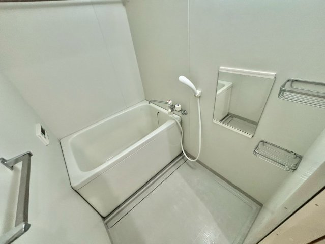 メゾン・サンベリーナの浴室