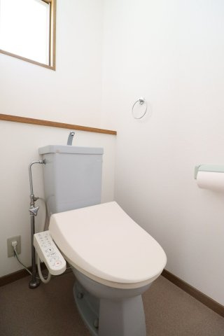 プロヴァンスⅡ【キャンペーン対象物件】のトイレ