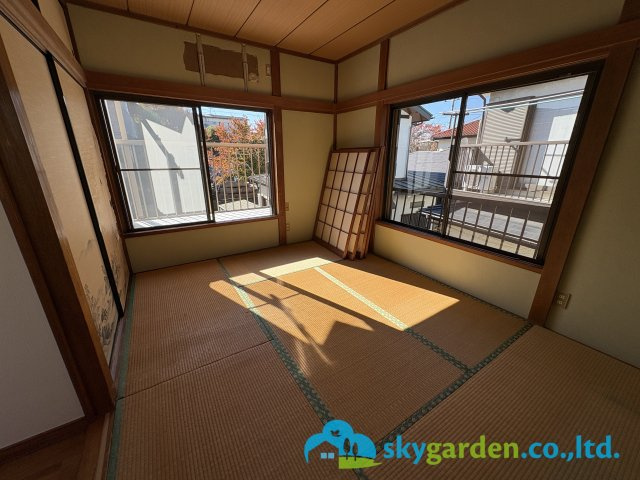 茅ヶ崎市萩園 中古一戸建の和室|2階の和室
