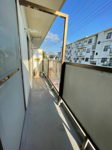 シャトー押部のバルコニー