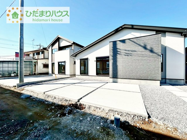 【駐車場】 | 土浦市摩利山新田1期　新築戸建　2号棟 | マイホームなら駐車場代がかかりません！しかも、自宅の駐車場で洗車ができます！今までコイン洗車に行っていた手間も省けて、節約にもつながります(^^♪