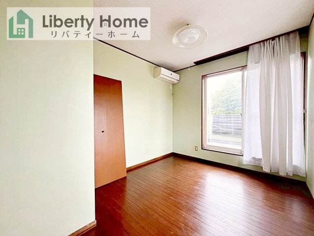 守谷市本町　中古戸建の洋室