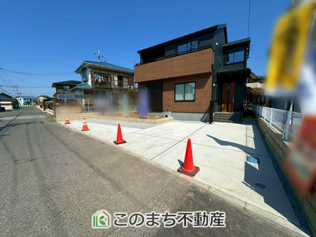 LiveleGarden.S宇都宮駒生町第25の駐車場|駐車スペースは並列３台分ご用意しております！（車種による）