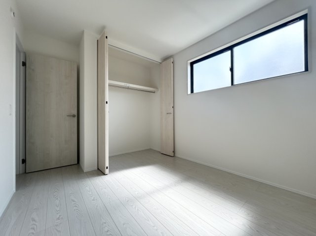 若松区畠田2丁目1期の洋室