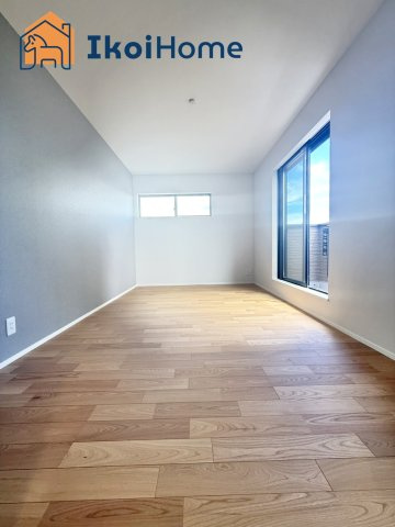 明石市太寺天王町　5号棟　新築戸建の子供部屋|◆同社施工例◆年中無休：当日予約可●全居室ペアガラス標準装備。一般の窓ガラスの２倍の断熱効果あり