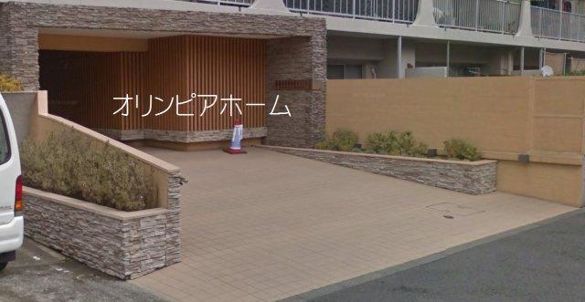 日商岩井宇喜田マンション　専用庭付　リ　ノベーション済の外観